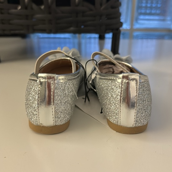 LAURA ASHLEY - NWT Toddler Girls Sparkle Glitter Dress Shoes - size 4 - Picture 5 of 6